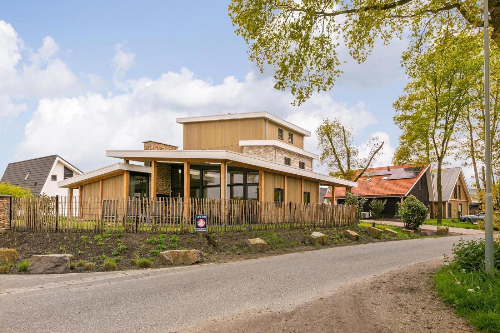 Vakantie & Resort Leukermeer Well  Eksteriør bilde